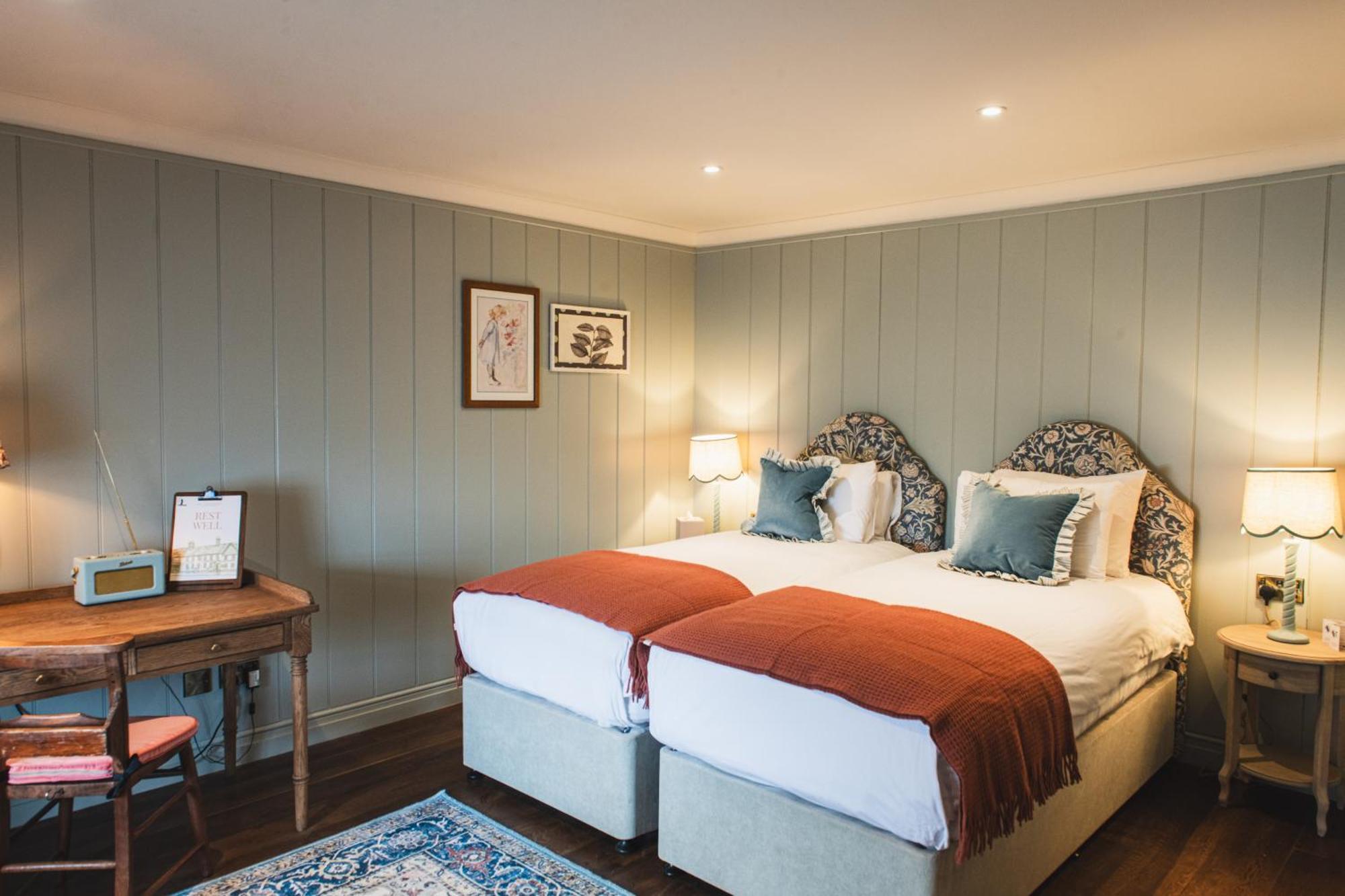 Bel And The Dragon-odiham 4* Odiham