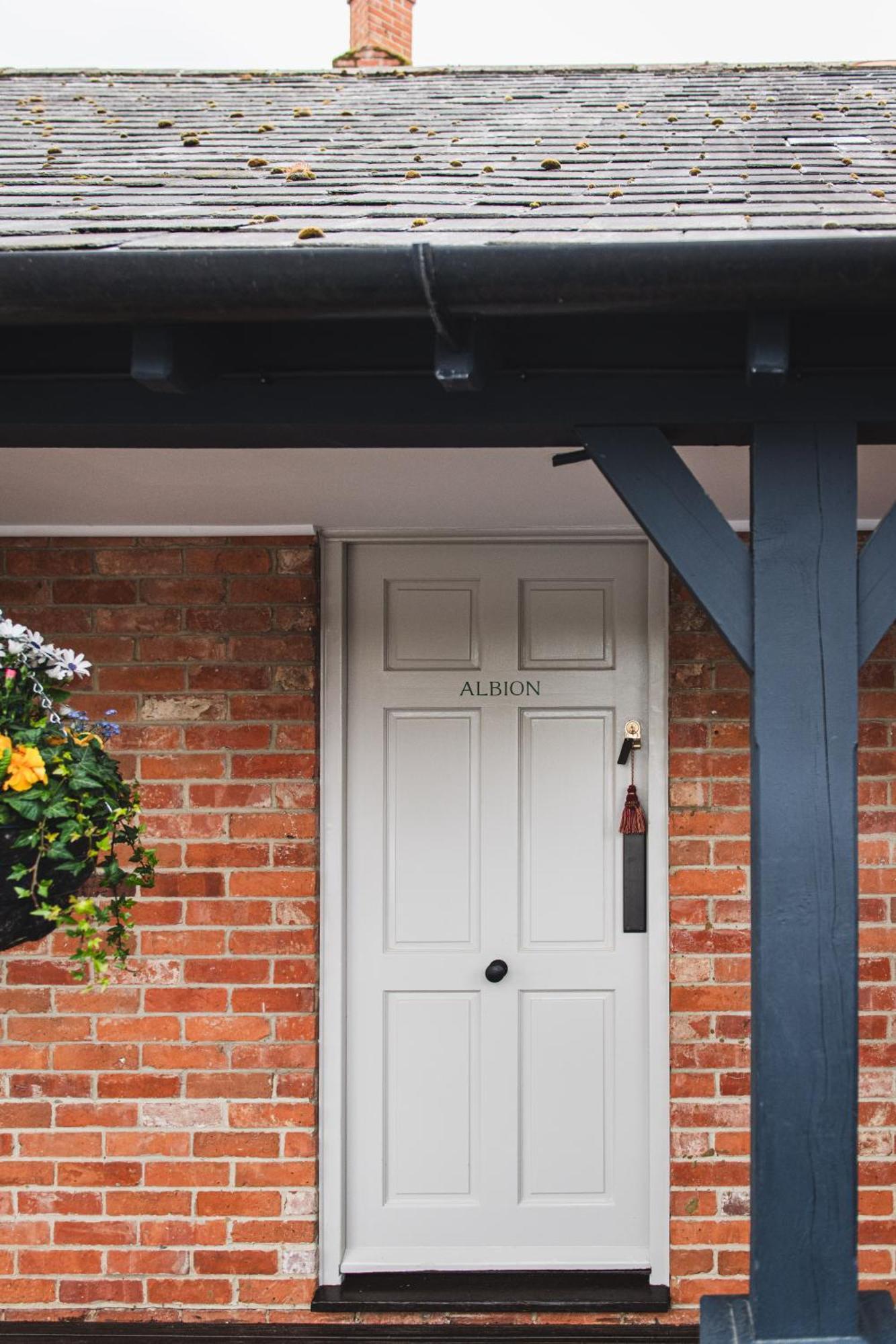 Bel And The Dragon-odiham Hotel Odiham