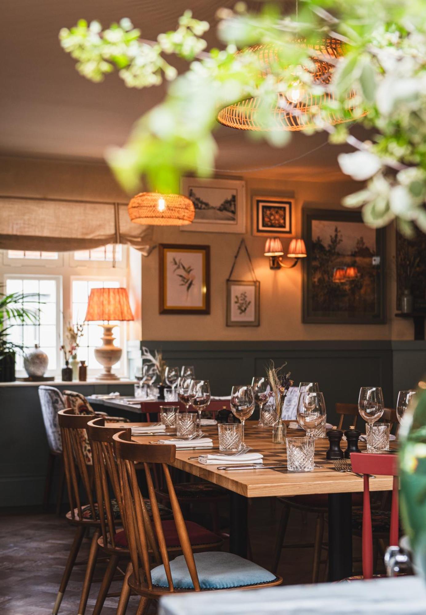 Bel And The Dragon-odiham 4* Odiham